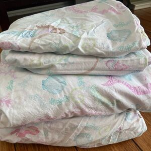 Pottery Barn kids queen sheet set